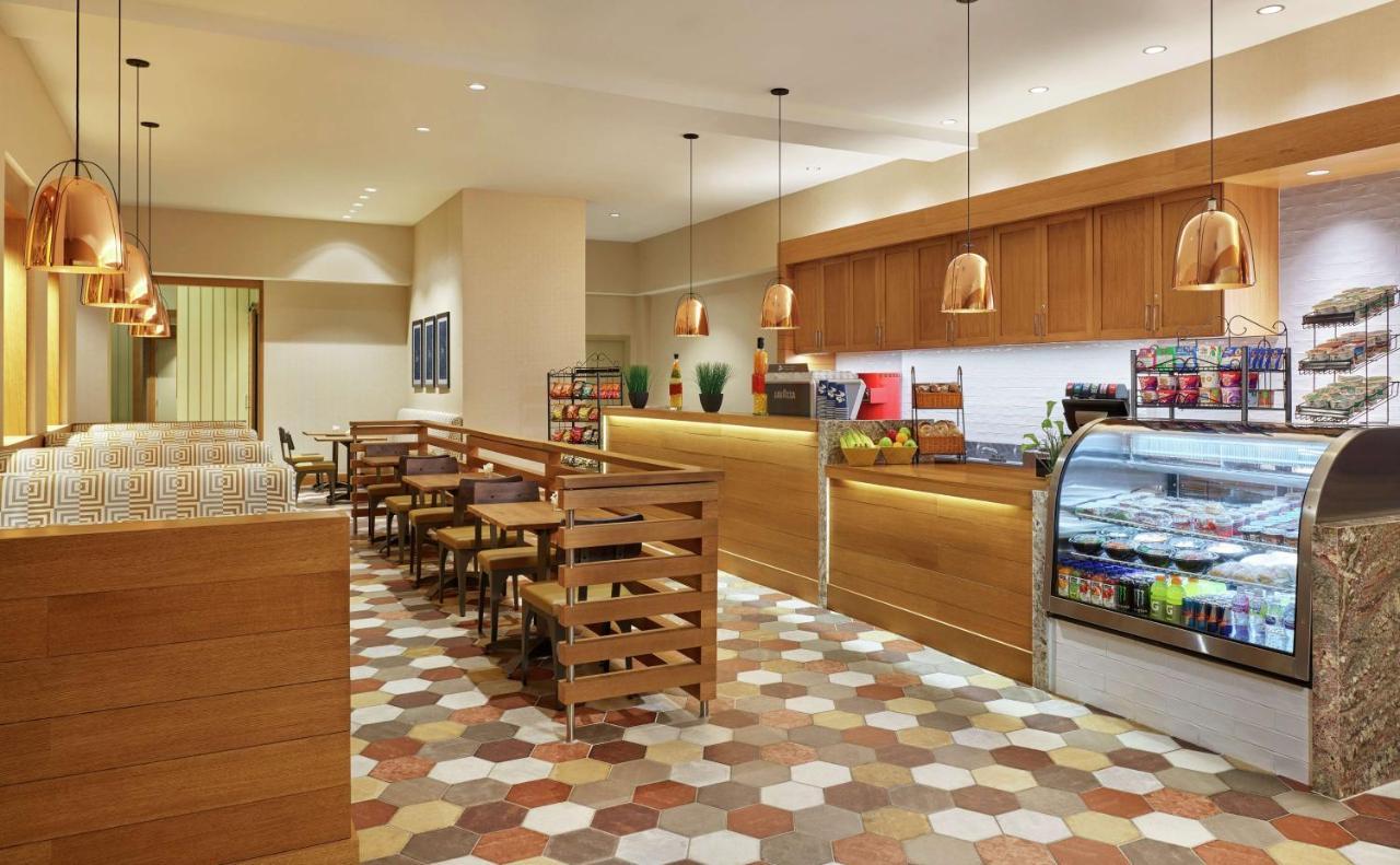 Hotel Doubletree By Hilton Houston Intercontinental Airport Exterior foto